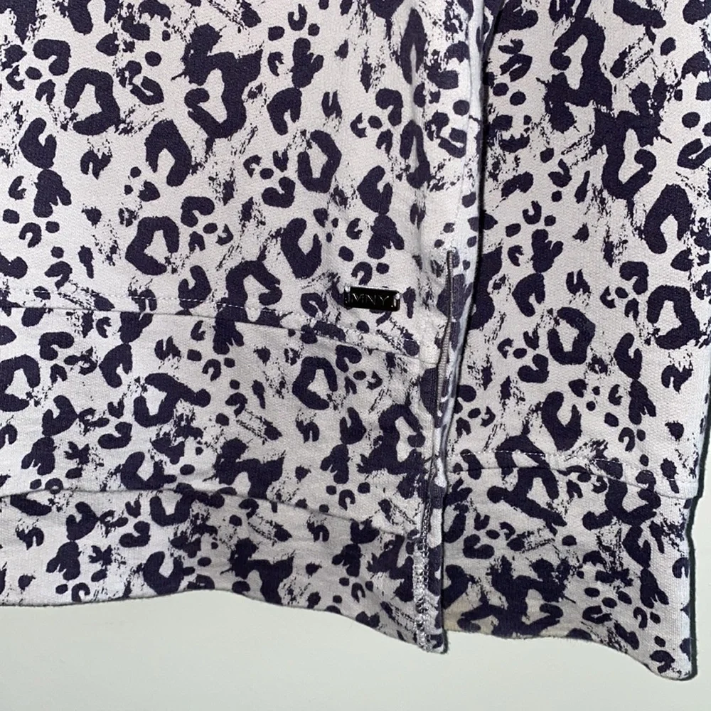 MNY Marc New York Performance purple camo top - Picture 3 of 7